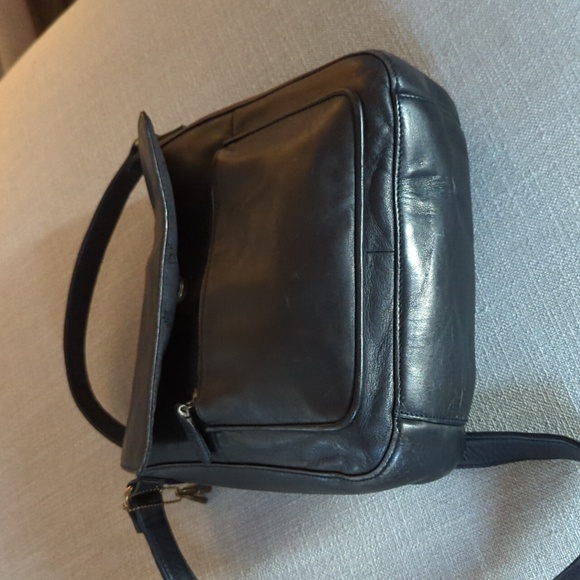 Fossil Messenger Crossbody Bag - Picture 6 of 12